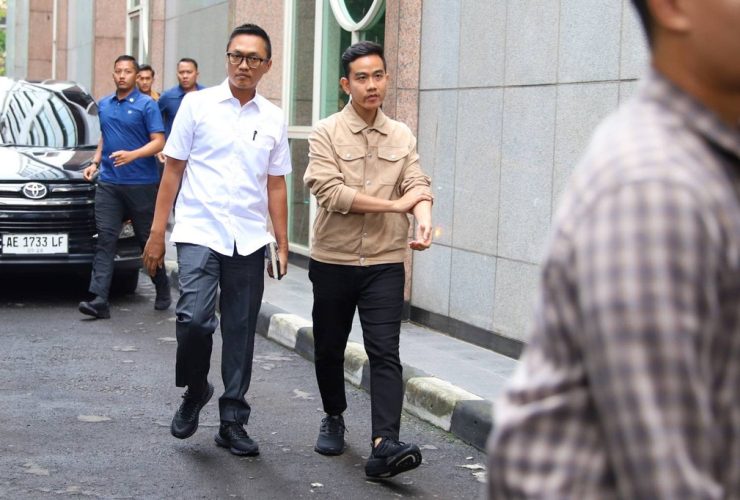 Gibran Penuhi Panggilan Bawaslu Jakarta Pusat 1