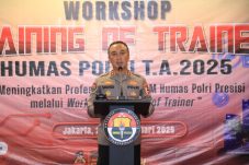 kadiv-humas-buka-workshop