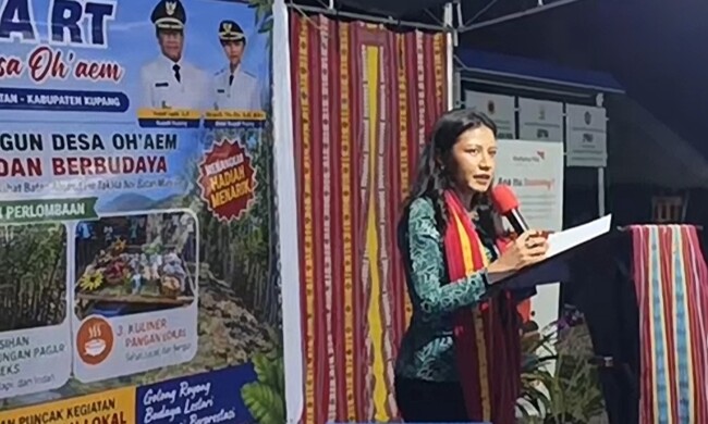 Aurum Obe Titu Eki Menari Tebe Bersama Warga O'Aem, Kepemimpinan yang Dekat dengan RakyatΒ 2 Screenshot 2026 07 20 15 24 33 797 com.ss .android.ugc .trill edit